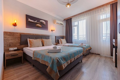 İki Yataklı Üç Kişilik Oda 1